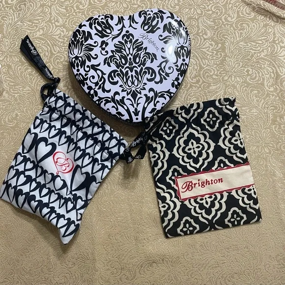 Brighton Tin & Dust Bags - Picture 1 of 4